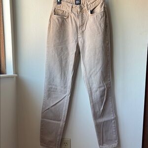 BDG Women’s Mom Jeans Size 25